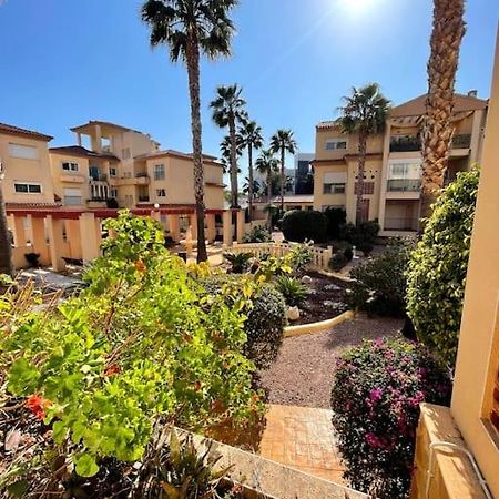 Beautiful 1 Bedroom Apartment In Albir 알비르 외부 사진