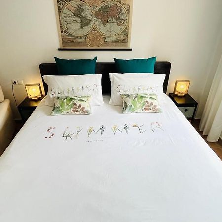 Beautiful 1 Bedroom Apartment In Albir 알비르 외부 사진