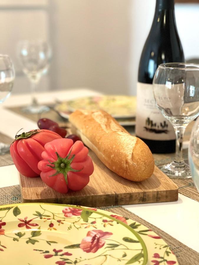 Beautiful 1 Bedroom Apartment In Albir 알비르 외부 사진